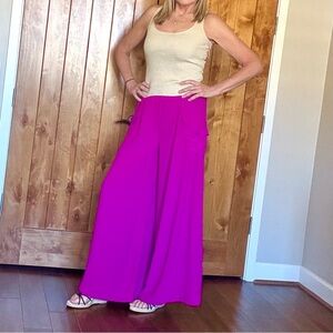 Elegant Pink Wide Leg Trouser with Flowing Fabric